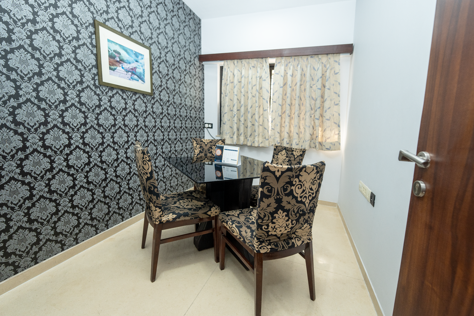 Small_Lalcoresidency_Conference_Room
